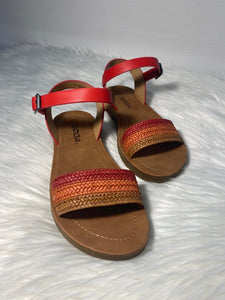 Triple-Tone Braided Strap Sandals